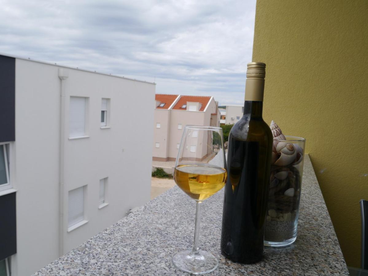 Apartamento Nova Excellence Novalja Exterior foto
